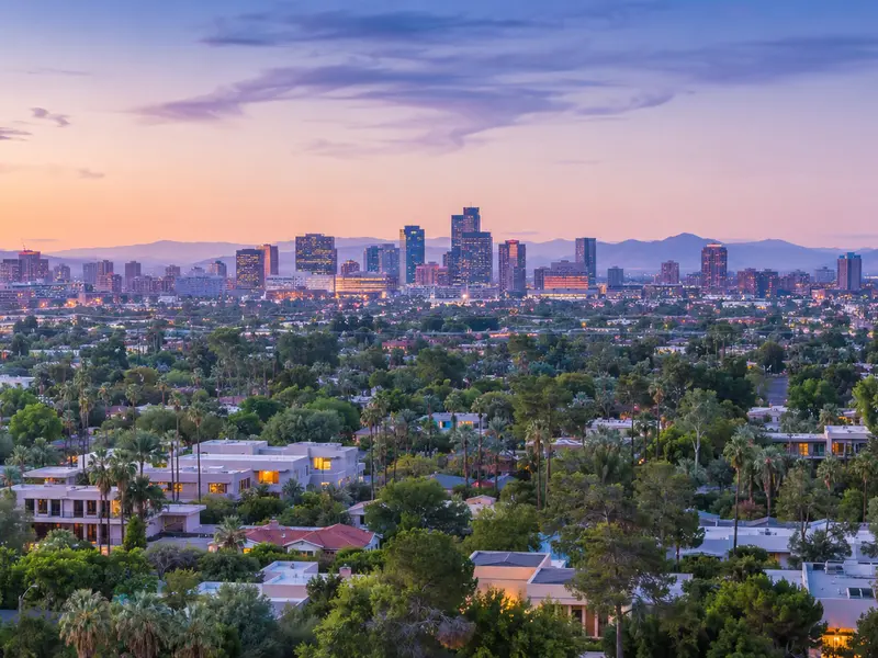 Central Phoenix area atmosphere for the Downtown Phoenix salon guide